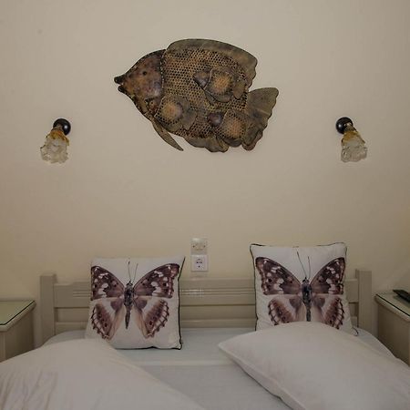 Matrona Apartments Poros Town ภายนอก รูปภาพ