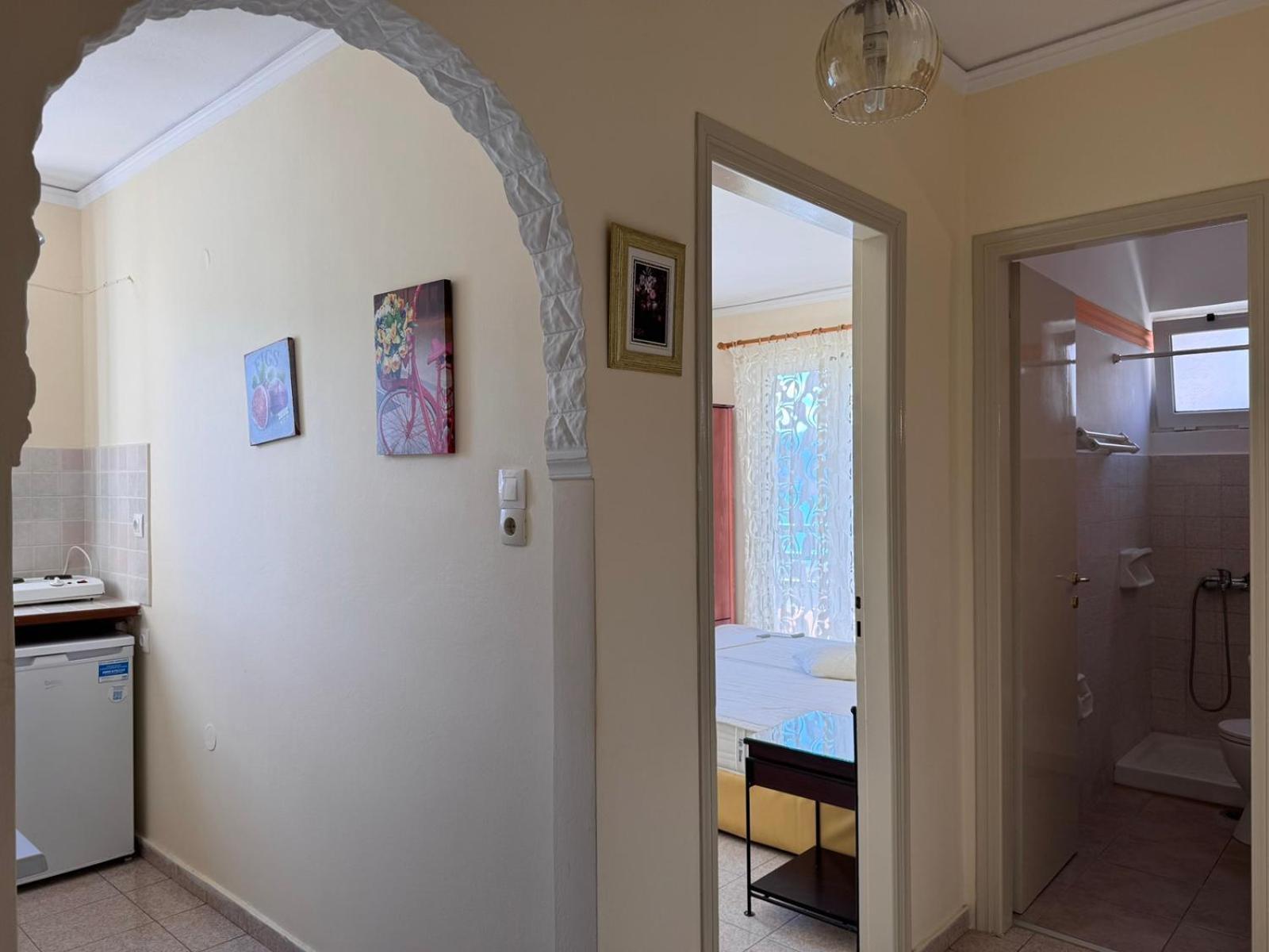Matrona Apartments Poros Town ภายนอก รูปภาพ