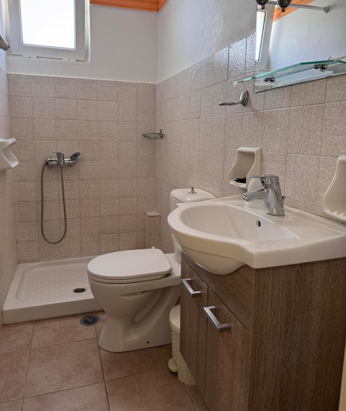 Matrona Apartments Poros Town ภายนอก รูปภาพ