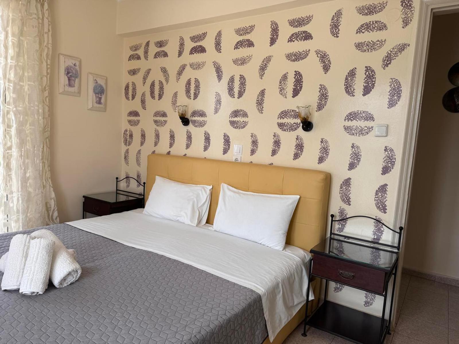 Matrona Apartments Poros Town ภายนอก รูปภาพ