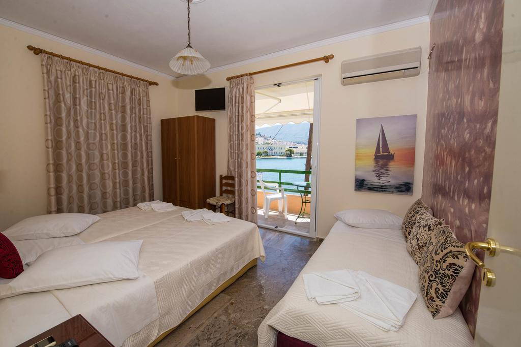 Matrona Apartments Poros Town ภายนอก รูปภาพ